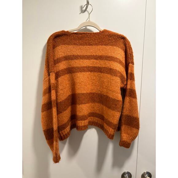 Orange cardigan - Picture 2 of 2